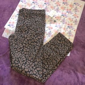 NWT Leopard Print Twill Pants - Sz 27 - 2% Spandex